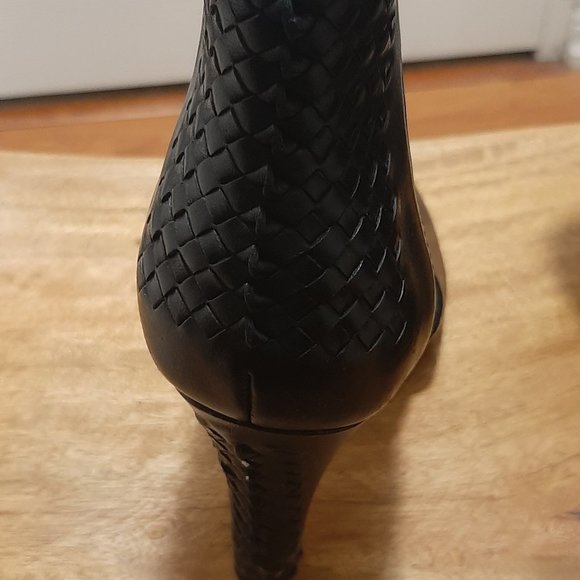 Open toe ankle bootie - Picture 2 of 6